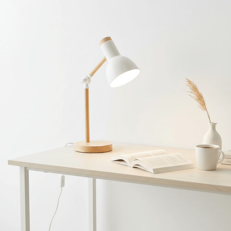 Zaevia Nordic Wooden LED Desk Lamp - Table Lamp | Zaevia